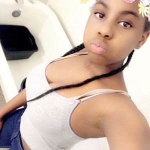 Meet your Posher, Khadijah